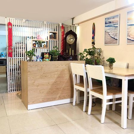 Trangtien Hostel Hanoi Exteriör bild