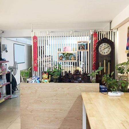 Trangtien Hostel Hanoi Exteriör bild
